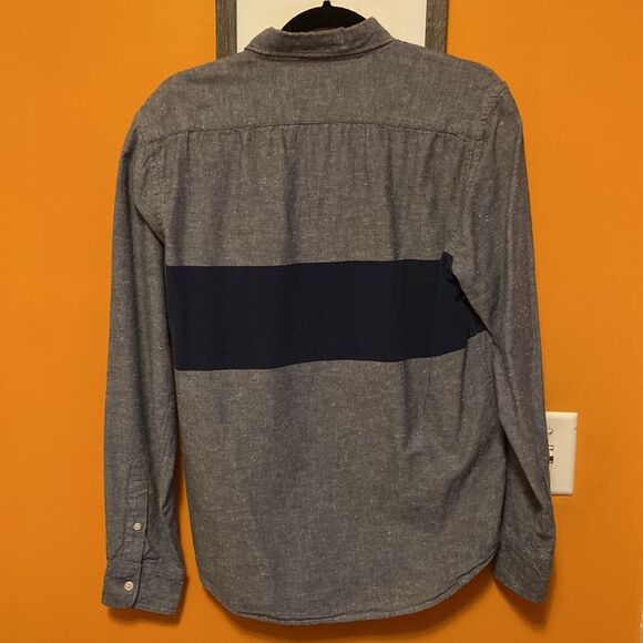 Old Navy Mens Slim Fit Blue Grey and Navy Stripe Button Down Shirt Medium - Picture 5 of 5